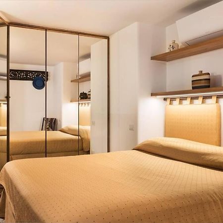 Idyllia -Teatro Pompeo Apartment โรม ภายนอก รูปภาพ