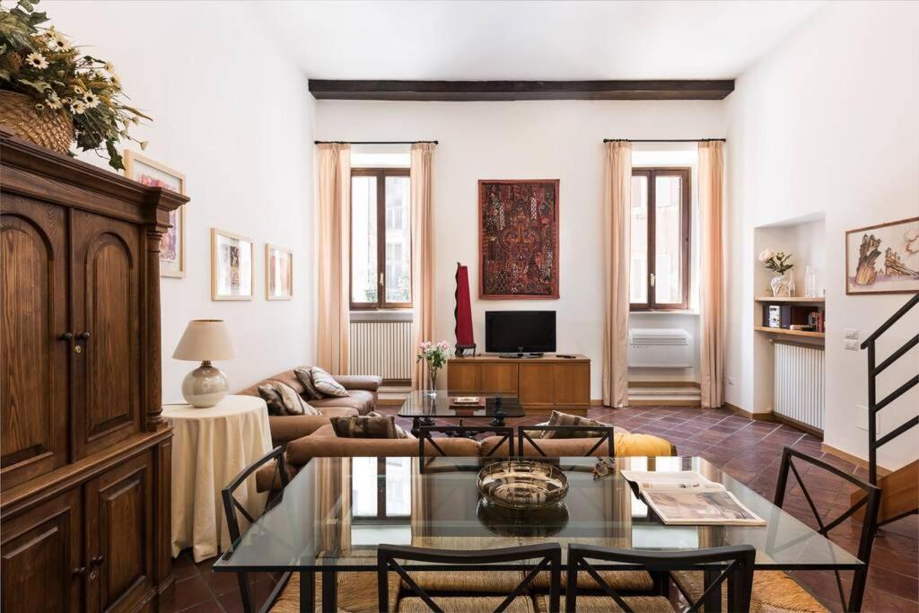 Idyllia -Teatro Pompeo Apartment โรม ภายนอก รูปภาพ
