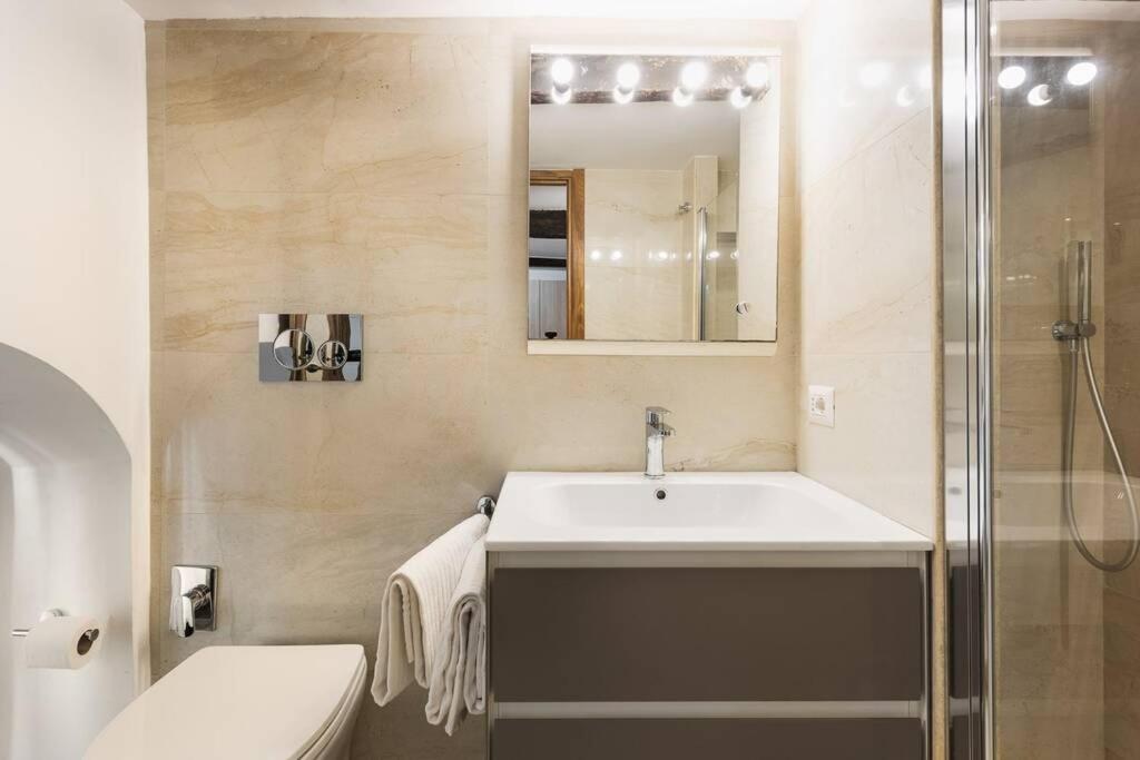 Idyllia -Teatro Pompeo Apartment โรม ภายนอก รูปภาพ